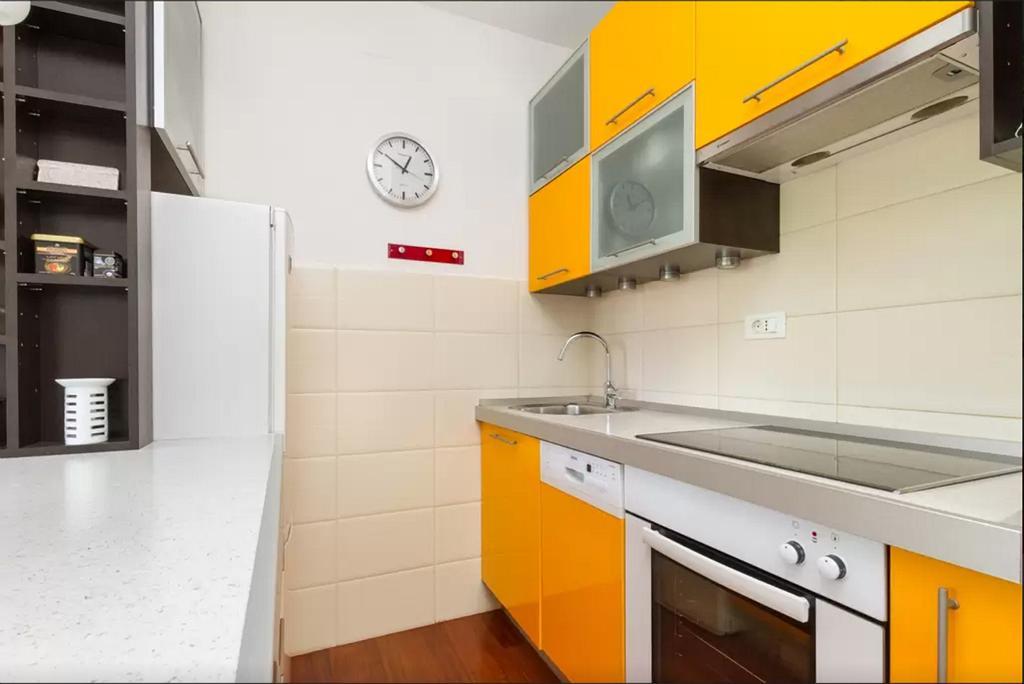 Apartment Put Meja Split Exterior photo